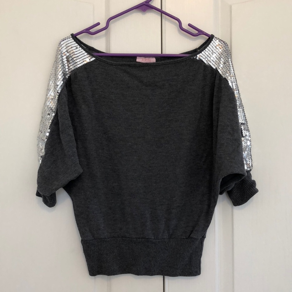 Gray with sequins sleeves Shirt